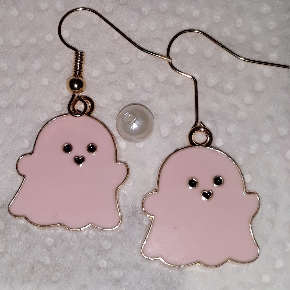 Pastel Pink Ghost Halloween Earrings spooky charm 1 pr Handmade NEW - Picture 3 of 6